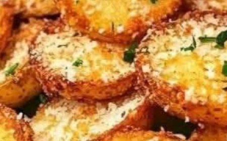 Crispy Crunchy Parmesan Potatoes