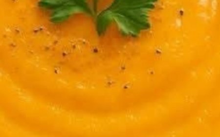 Soothe Your Stomach with Nourishing Carrot Soup ????