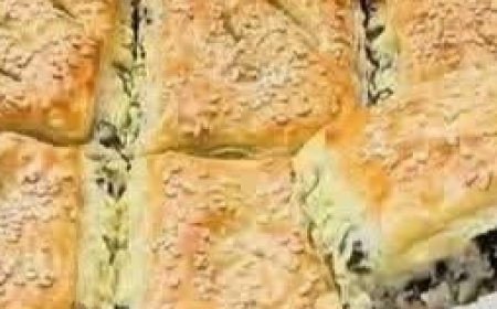 Spinach and Cheese Puff Pastry Squares