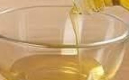 Harnessing the Power of Castor Oil and Apple Cider Vinegar for Your Health