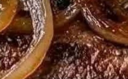 Caramelized Ribeye Steak with Creamy Mashed Potatoes