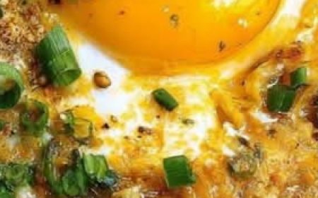 Oyakodon (Japanese Chicken & Egg Rice Bowl)