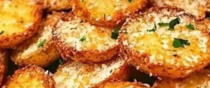 Crispy Crunchy Parmesan Potatoes
