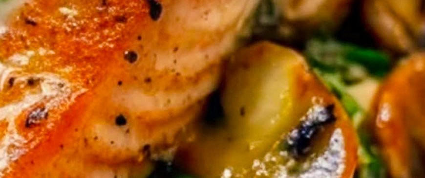 Creamy Garlic Butter Salmon with Spinach & Mushrooms