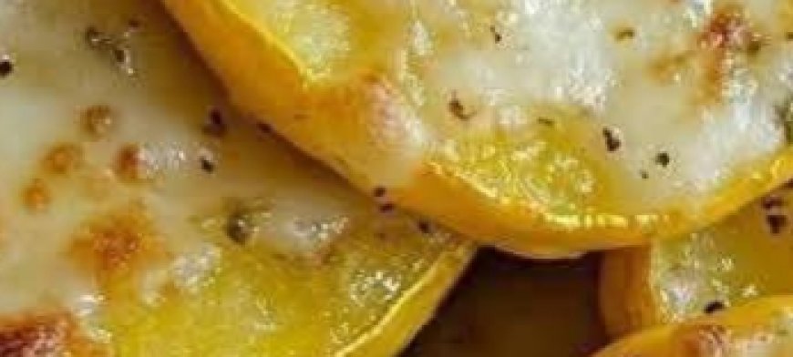 Cheesy Baked Squash Rounds