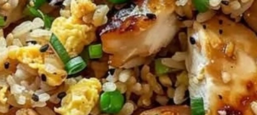 Mediterranean Crispy Garlic Chicken Fried Rice