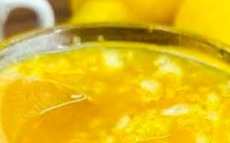 Refresh Your Meals with a Homemade Lemon Garlic Mix