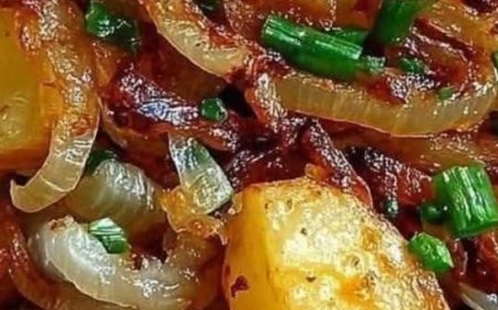 Fried Potatoes and Onions Recipe