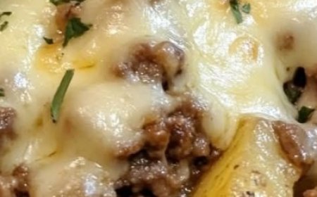 Cheesy and Comforting Beef and Potato Skillet