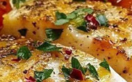 Lemon Garlic Cod with Cherry Tomatoes