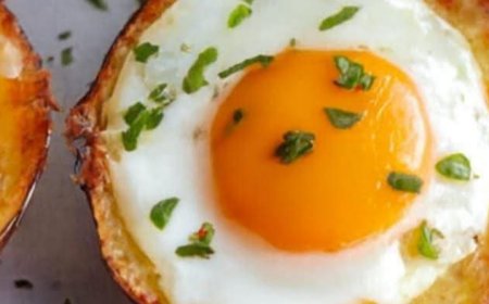 Baked Egg and Hash Brown Nests