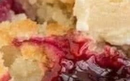 Homemade Blackberry Cobbler