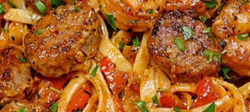 CREAMY CAJUN SHRIMP PASTA WITH SAUSAGE