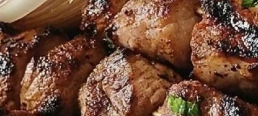 Mixed Grill Platter with Fresh Salad – A Feast of Flavors