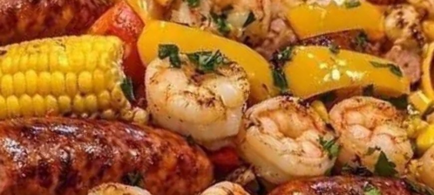 Ultimate Cajun Shrimp and Sausage Foil Bake
