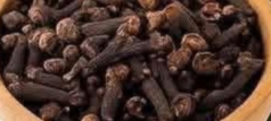 Chewing Cloves Daily: A Tiny Habit with Massive Health Benefits