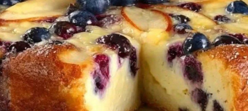 Apple and Blueberry Cheesecake Bars