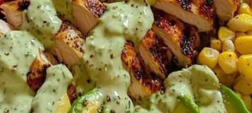 Grilled Chicken & Avocado Salad Bowl
