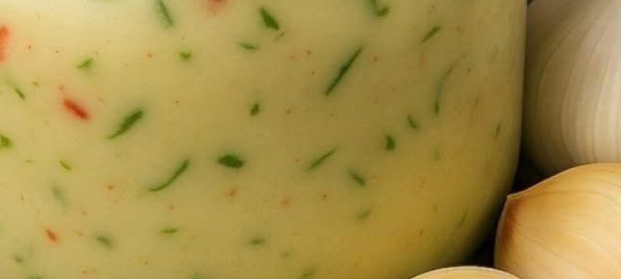 Homemade Creamy Garlic Sauce