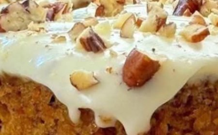 Moist Carrot Cake with Cream Cheese Frosting