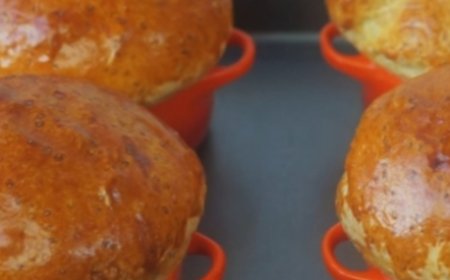 Soft & Fluffy Poppy Seed Milk Buns