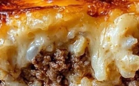 Cheesy Ground Beef and Rice Casserole