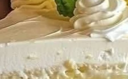 Italian Lemon Cream Cake
