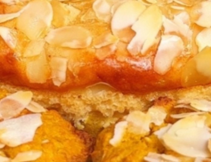 Oatmeal Muffins with Cottage Cheese Filling