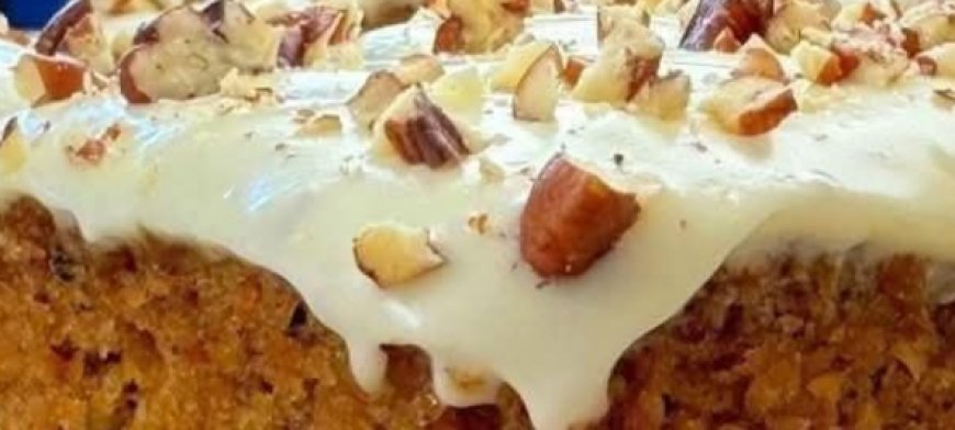 Moist Carrot Cake with Cream Cheese Frosting