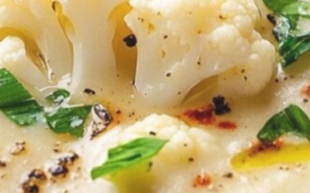 Roasted Cauliflower Soup