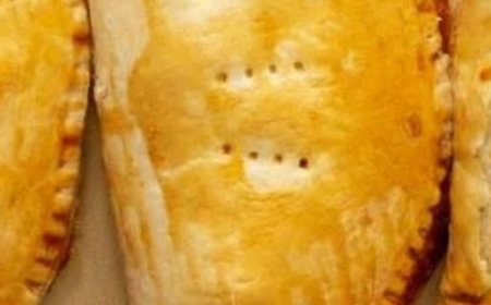 keto chili cheese hand pies