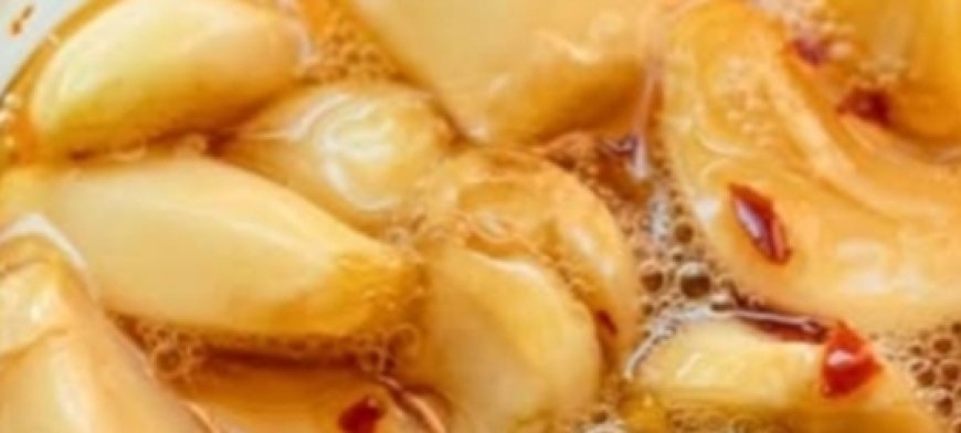 Eat Garlic and Honey on an Empty Stomach for 7 Days — Here’s What Happens to Your Body