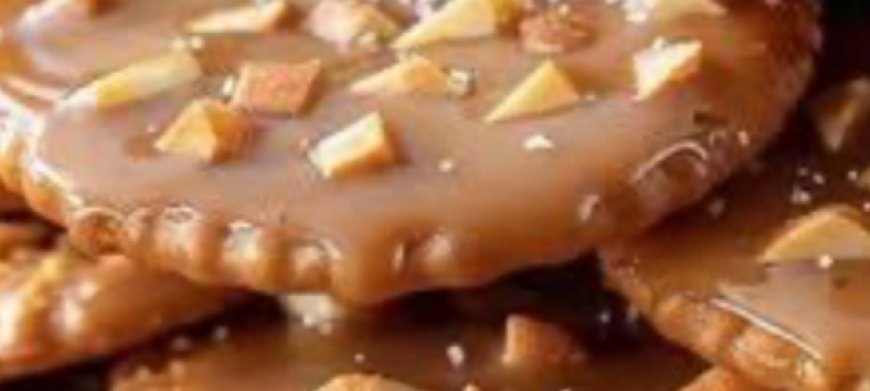 Caramel Peanut Ritz Cracker Treats!