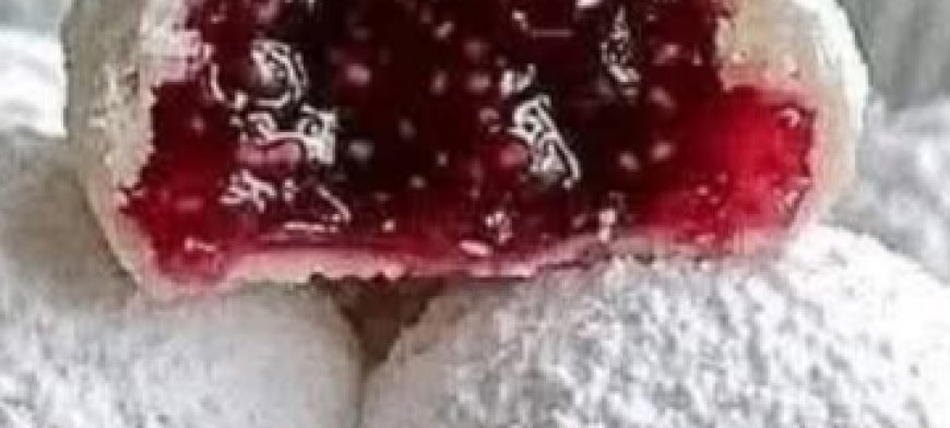 Raspberry-Filled Almond Snow Cookies