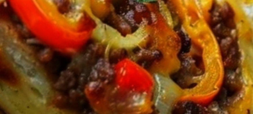 This is called “Garbage Bread” but it tastes like pure gold!