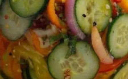 Anti-Inflammatory Pickled Cucumber, Onion & Bell Pepper Salad