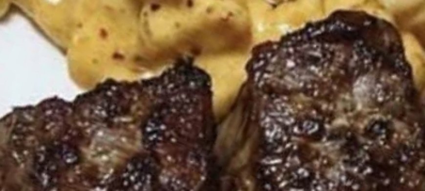 Spicy Garlic Butter Steak with Cheddar Cream Rotini