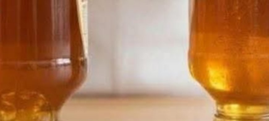 A simple trick to tell real honey: Just flip the bottle upside down