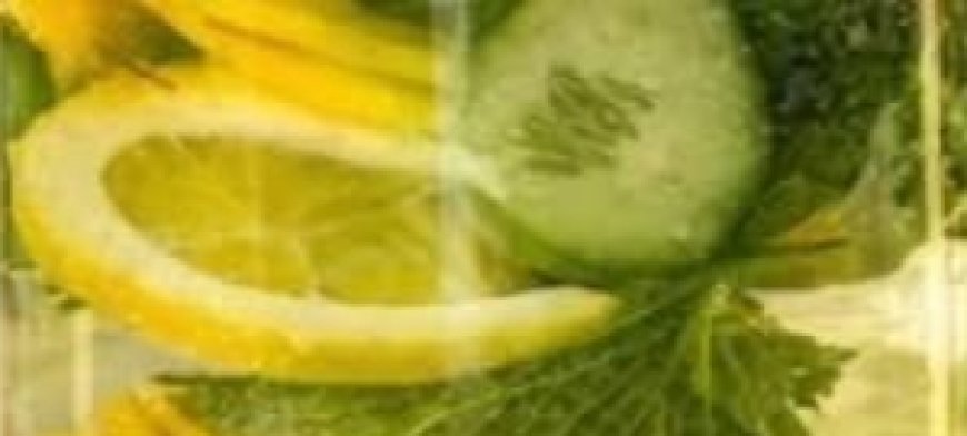 Detox Water with Cucumber, Lemon & Ginger